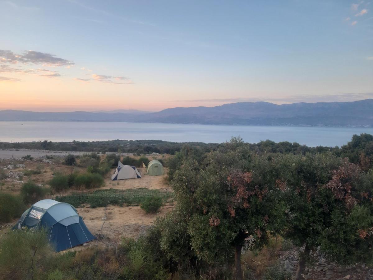 Camping Brizi Hotel Supetar Eksteriør billede